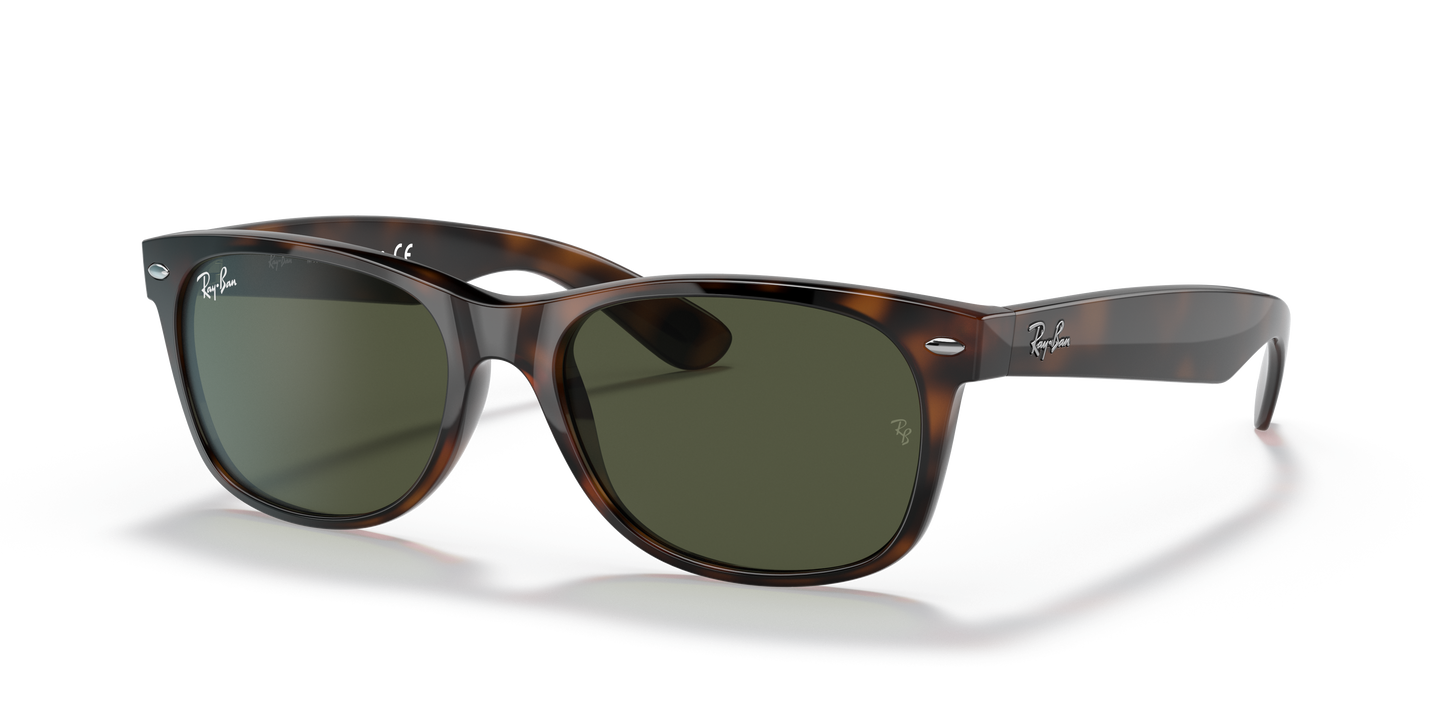 RB2132 New Wayfarer Classic